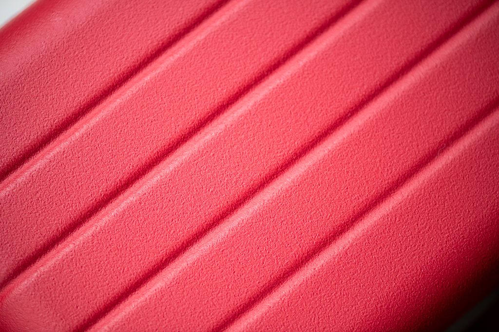 Away suitcase shell in tango red